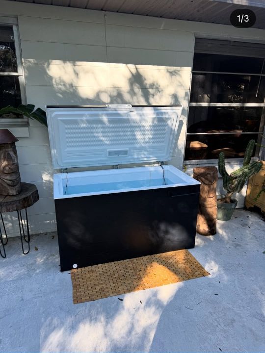 Prestige Cold Plunge Small — ebony black, lid open, exterior